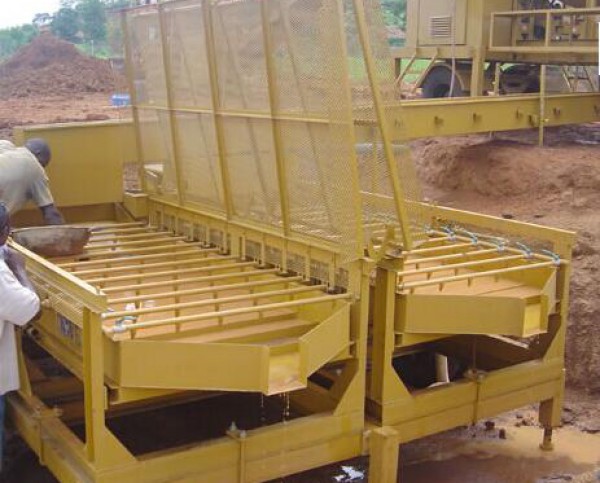 振動(dòng)沙金溜槽,振動(dòng)渦流選金溜槽